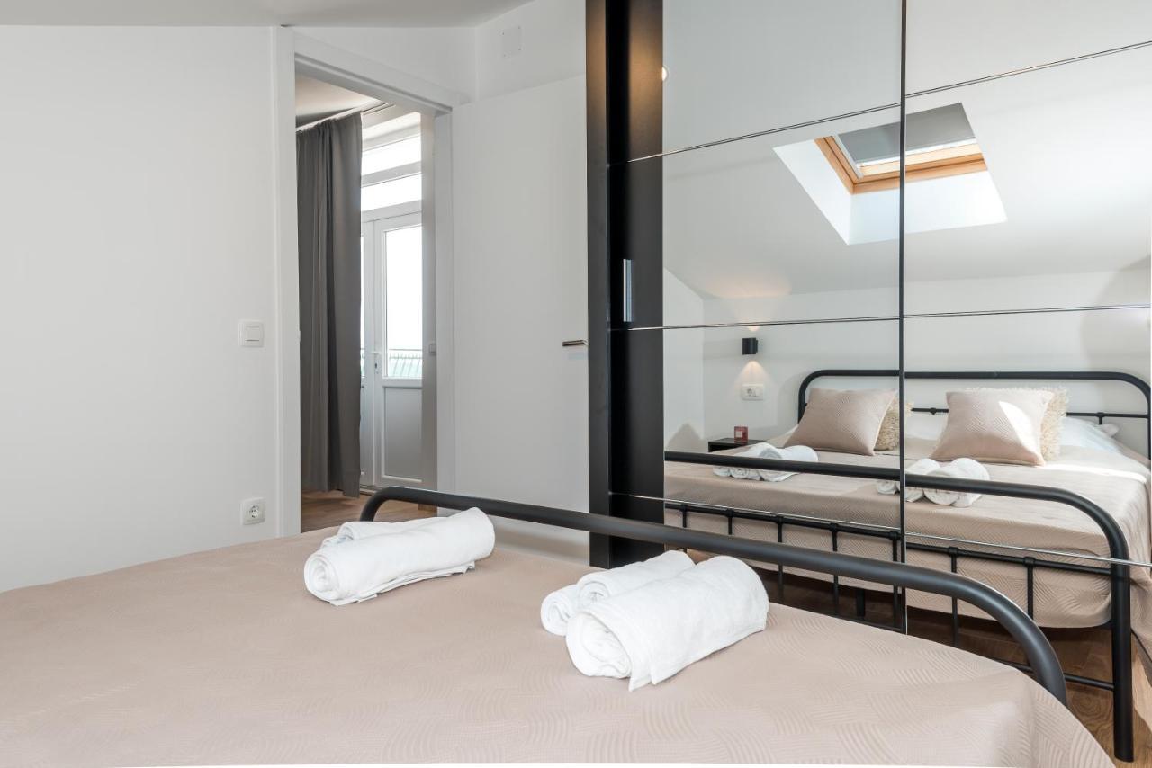 Apartment Abi Attic *
