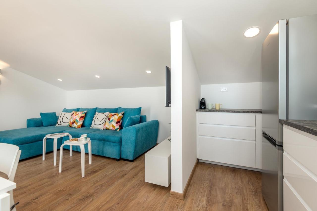 Abi Attic Apartment Sibenik