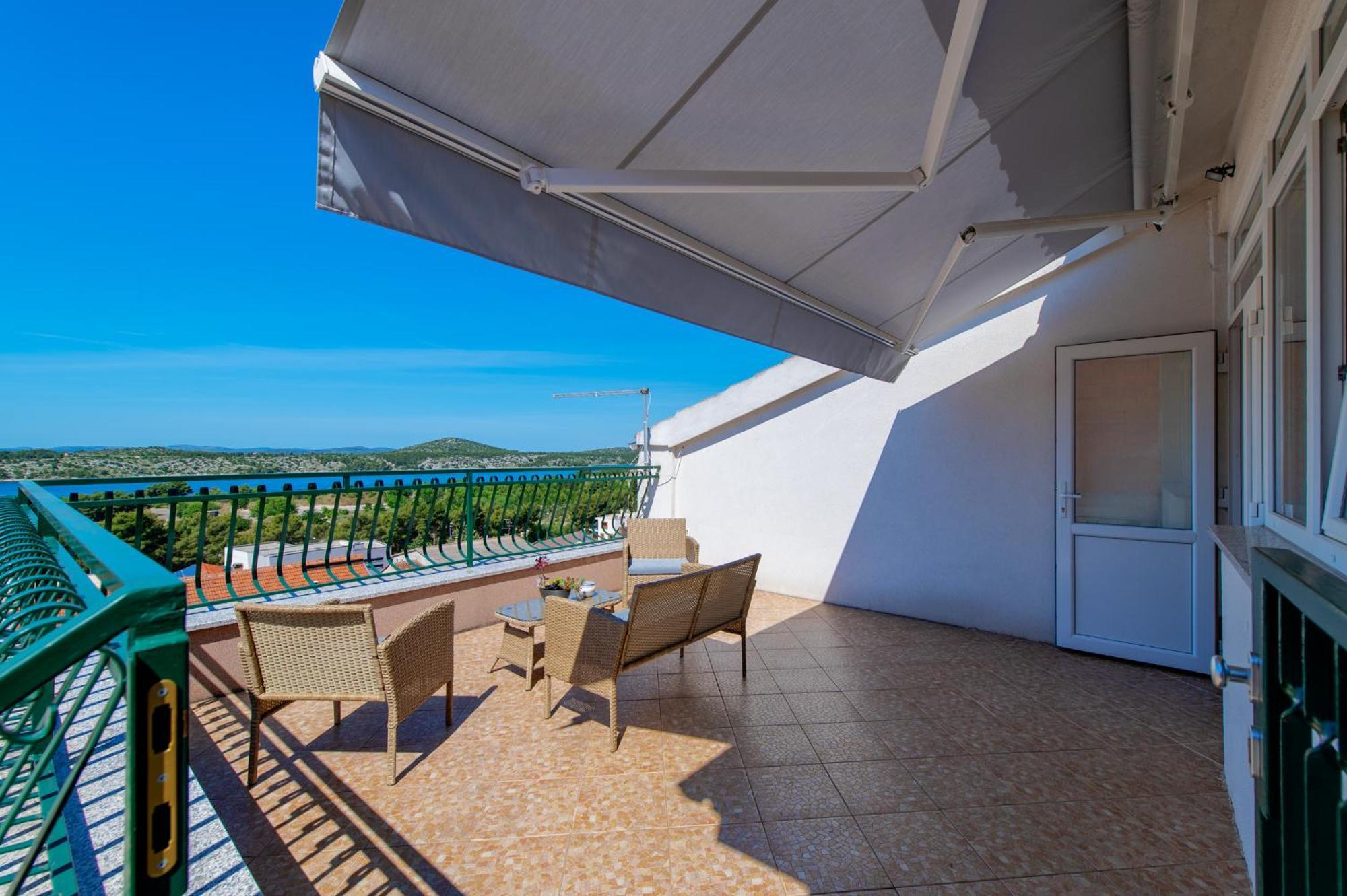 Abi Attic Apartamento